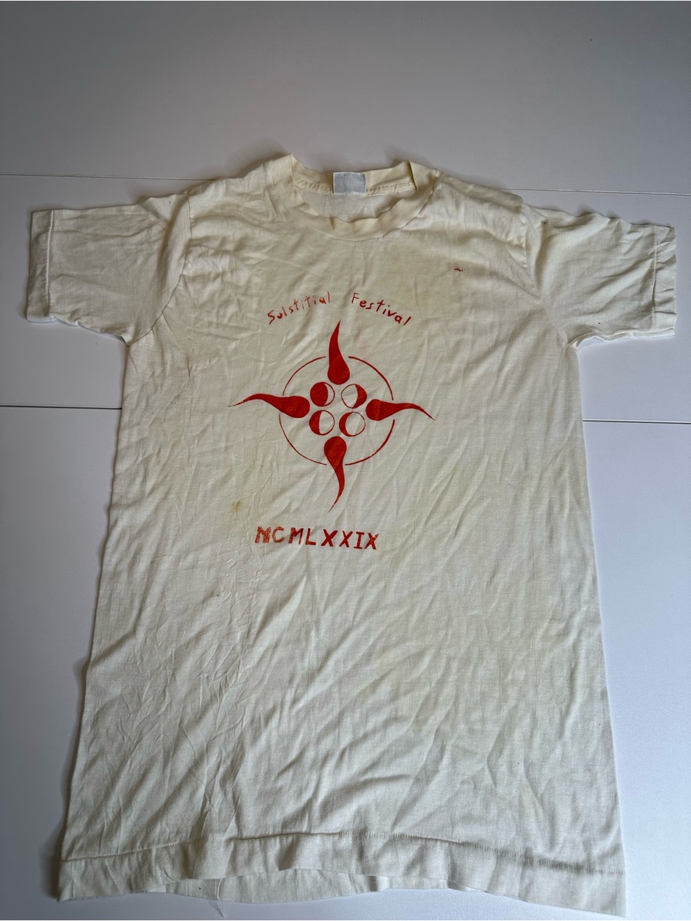 Arrow Cream Short-Sleeve Tee with Red Festival Graphic